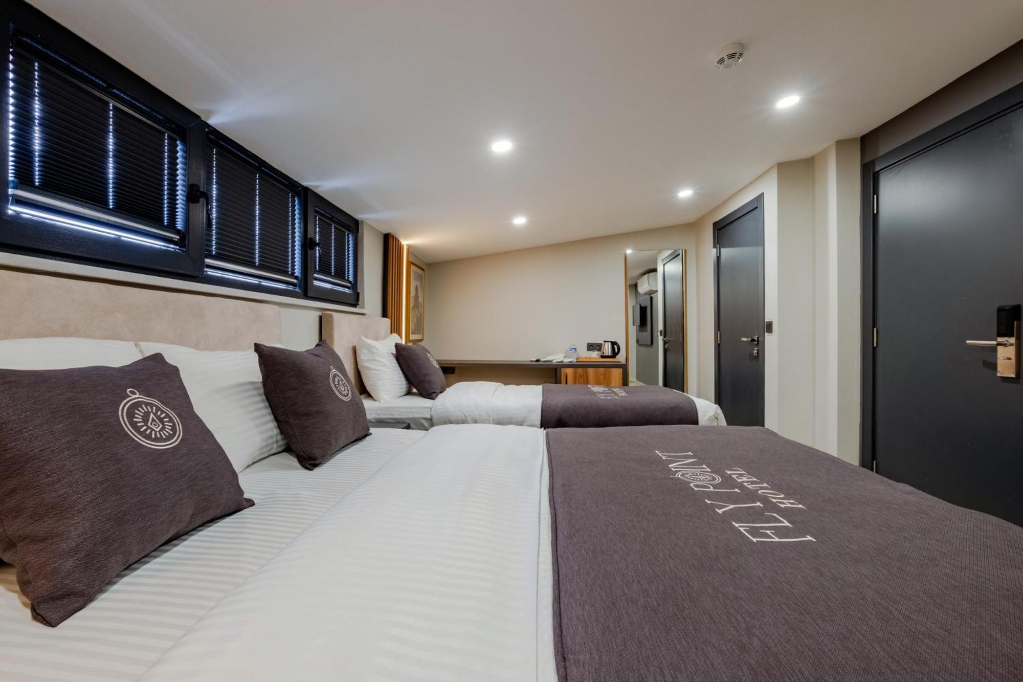 Fly Point Airport Hotel Arnavutkoy Esterno foto
