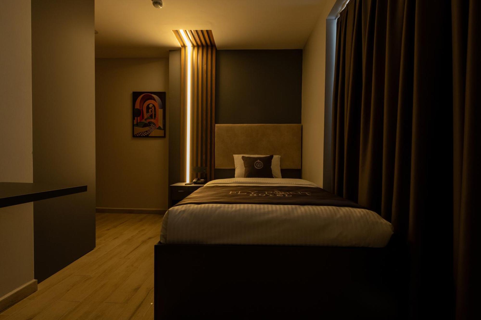 Fly Point Airport Hotel Arnavutkoy Esterno foto