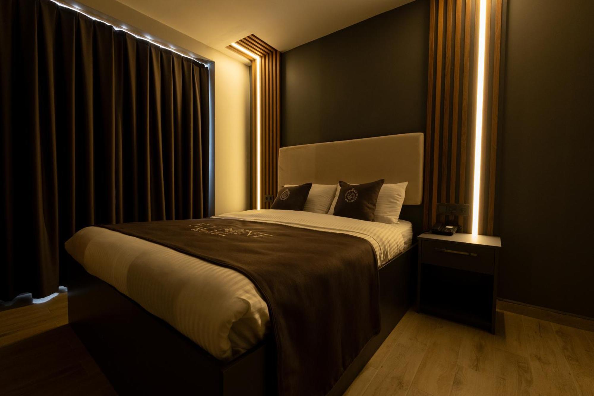 Fly Point Airport Hotel Arnavutkoy Esterno foto